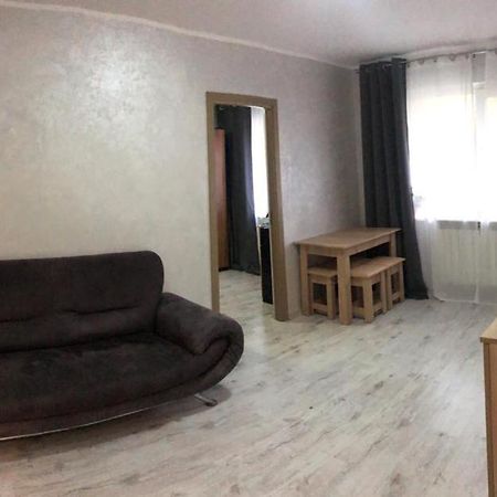 Dmi Apartment Iasi Luaran gambar